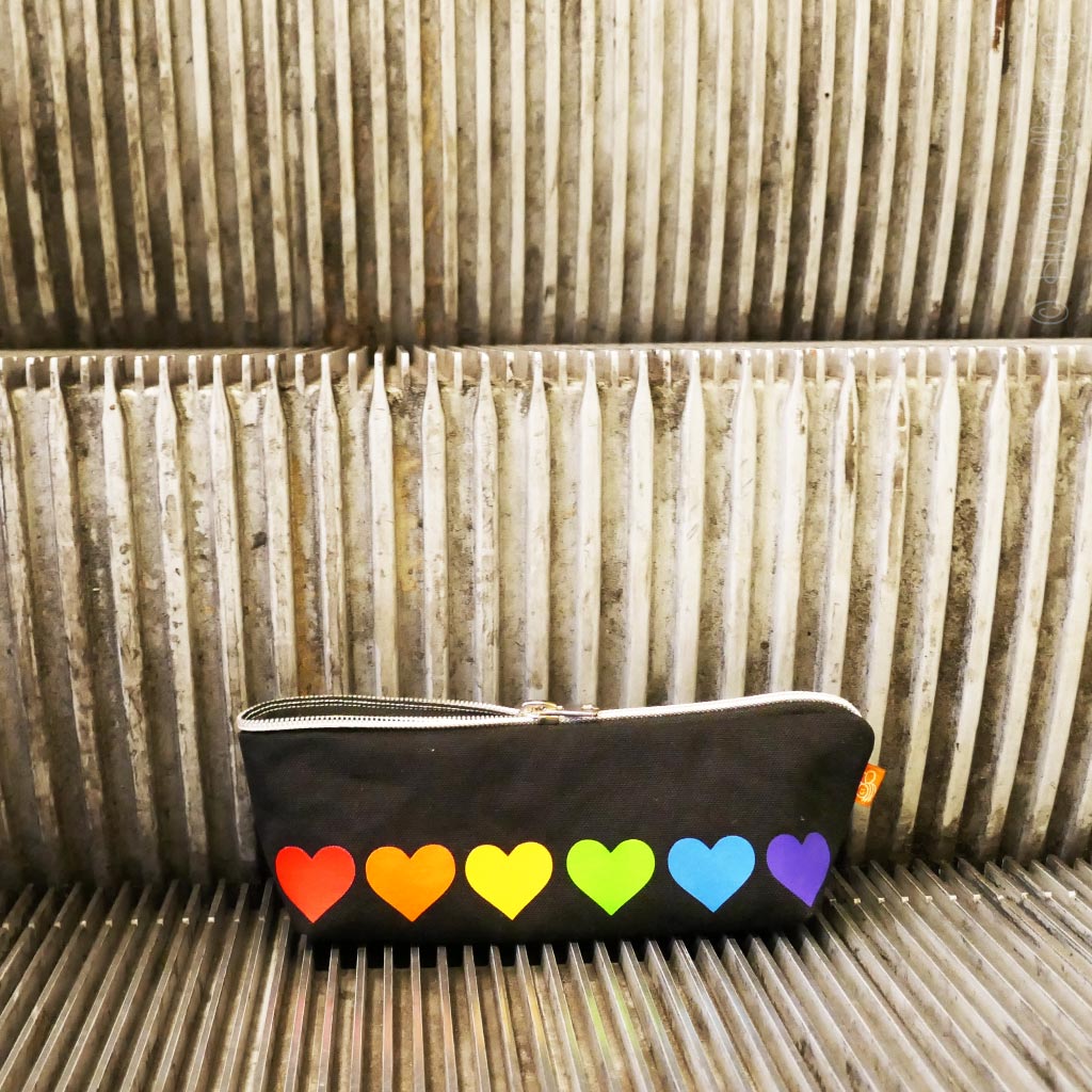 Bügelbild Herzen Regenbogen Plott