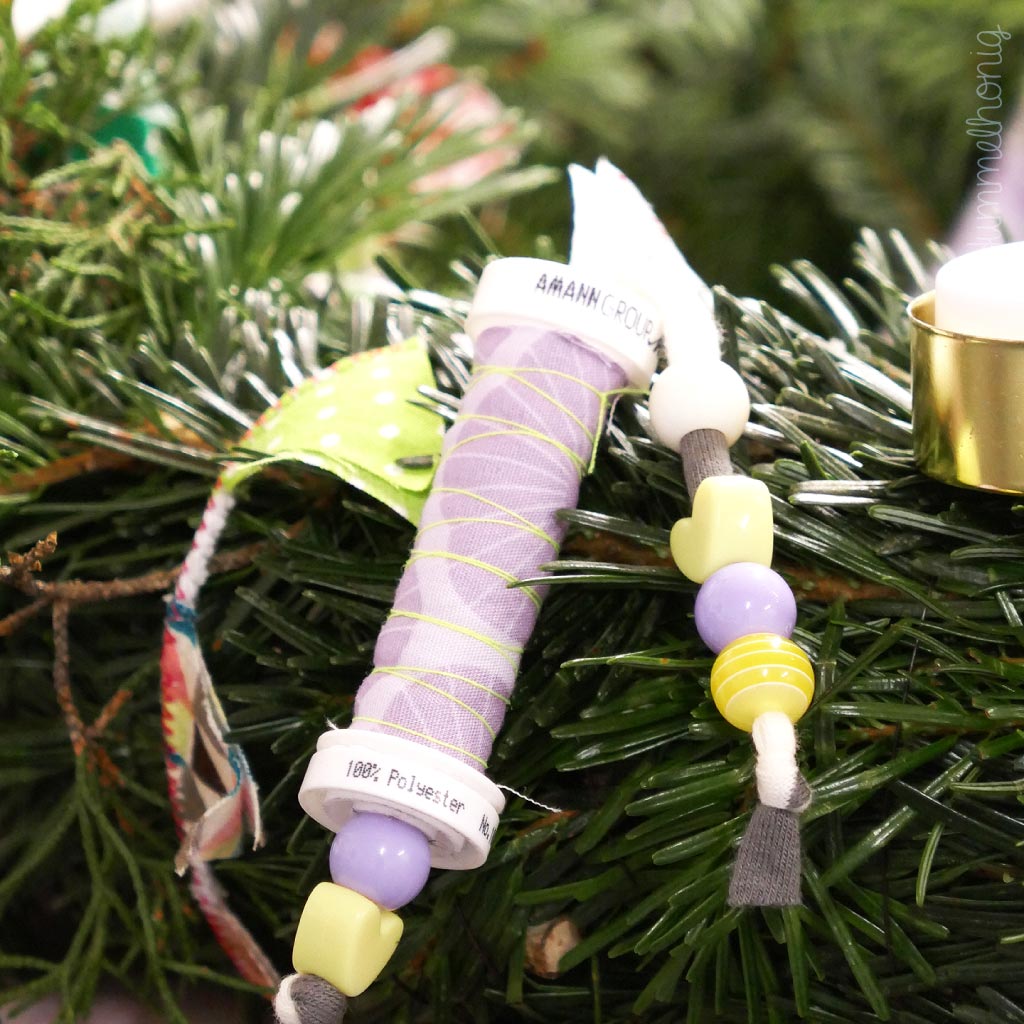 Anhänger Nähgarnrolle